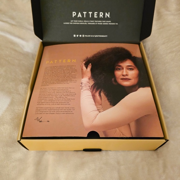 The PATTERN Blow Dryer - Picture 3 of 5